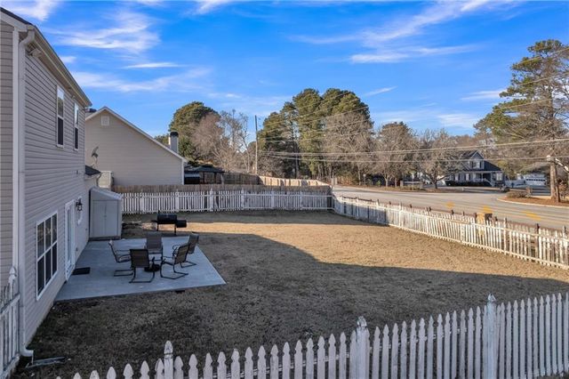 3888 Moos creek, Loganville, GA 30052