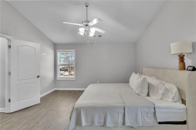 3888 Moos creek, Loganville, GA 30052