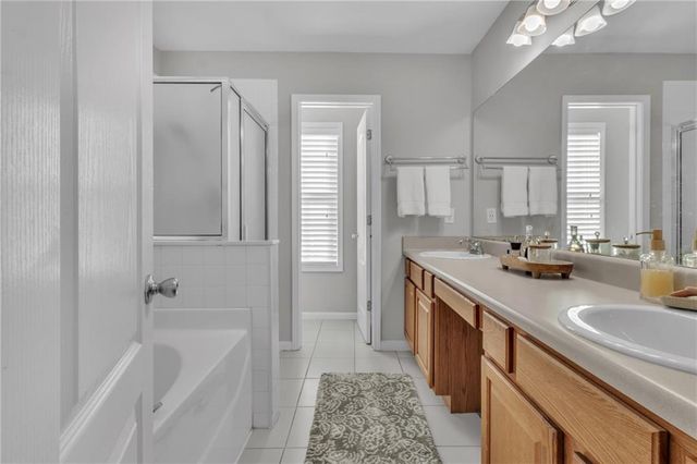 3888 Moos creek, Loganville, GA 30052