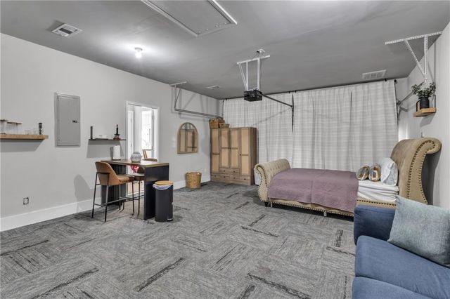 3888 Moos creek, Loganville, GA 30052