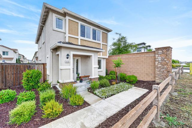 5400 Molino Cir, Roseville, CA 95747