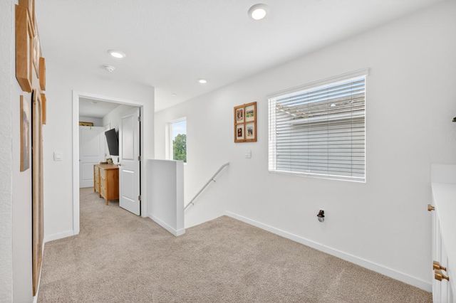 5400 Molino Cir, Roseville, CA 95747