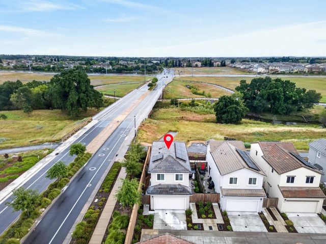 5400 Molino Cir, Roseville, CA 95747