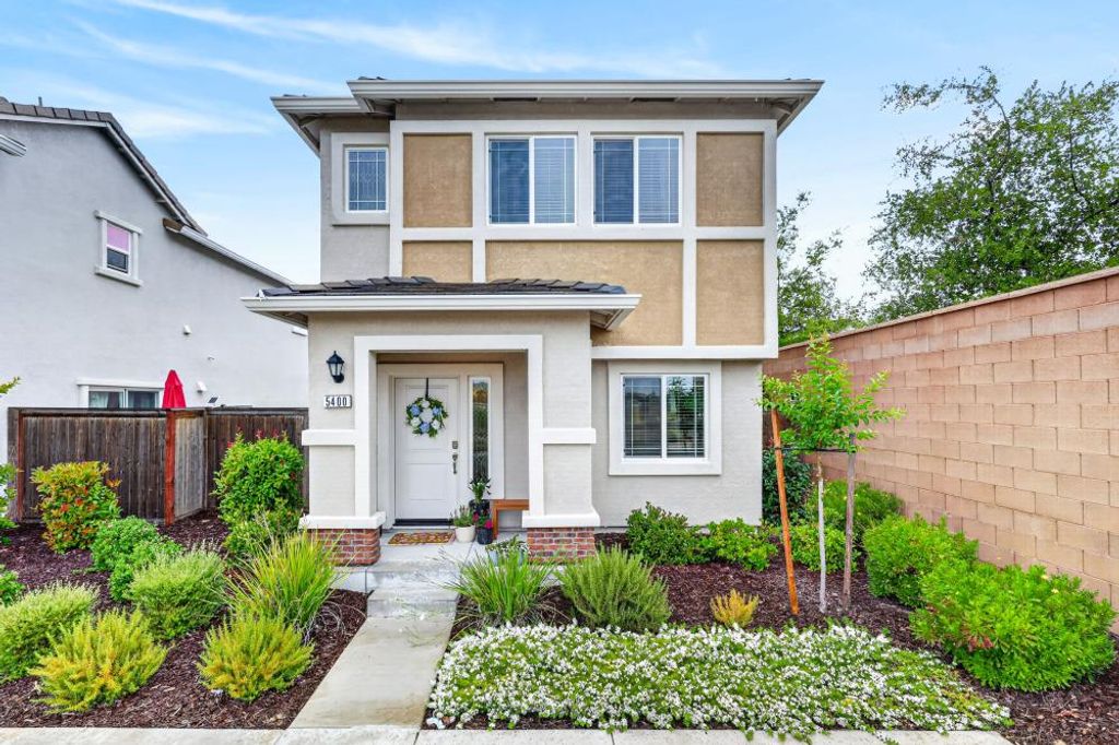 5400 Molino Cir, Roseville, CA 95747
