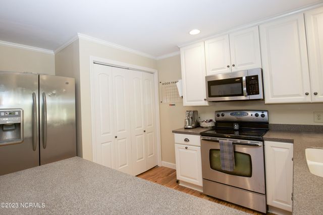 209 Selkirk Trail, Southern Pines, NC 28387