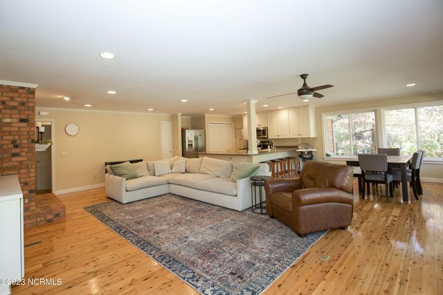 209 Selkirk Trail, Southern Pines, NC 28387