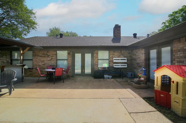 3311 Lockhaven Dr., Kilgore, TX 75672