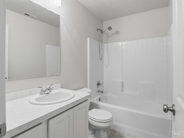 1679 W Sahara Dr., Kuna, ID 83634
