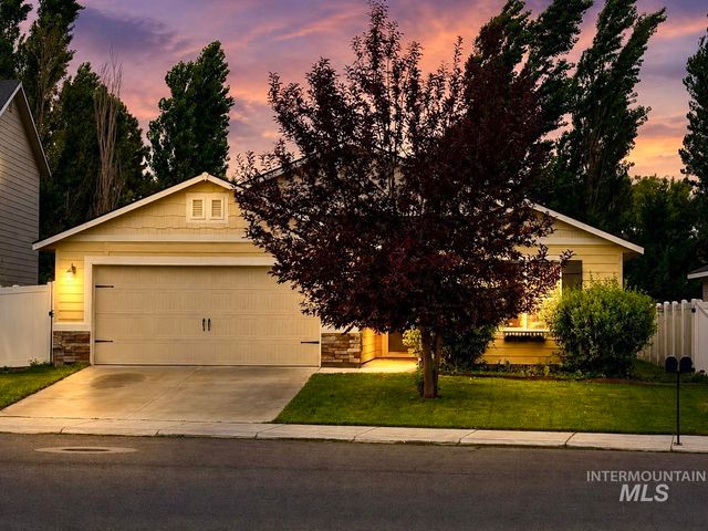 1679 W Sahara Dr., Kuna, ID 83634