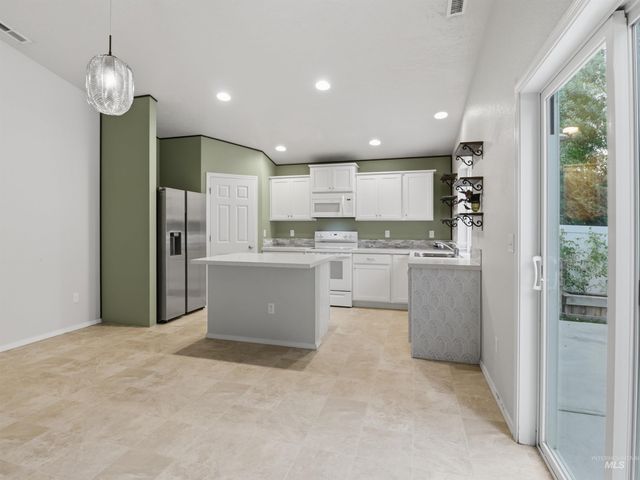 1679 W Sahara Dr., Kuna, ID 83634