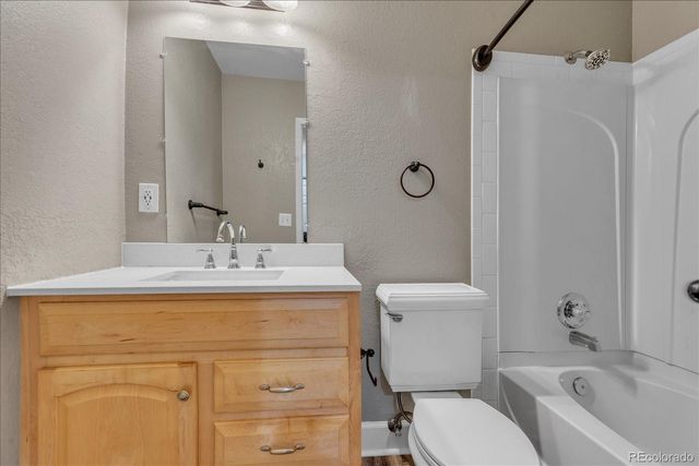 9901 E Evans Avenue 22B, Aurora, CO 80247