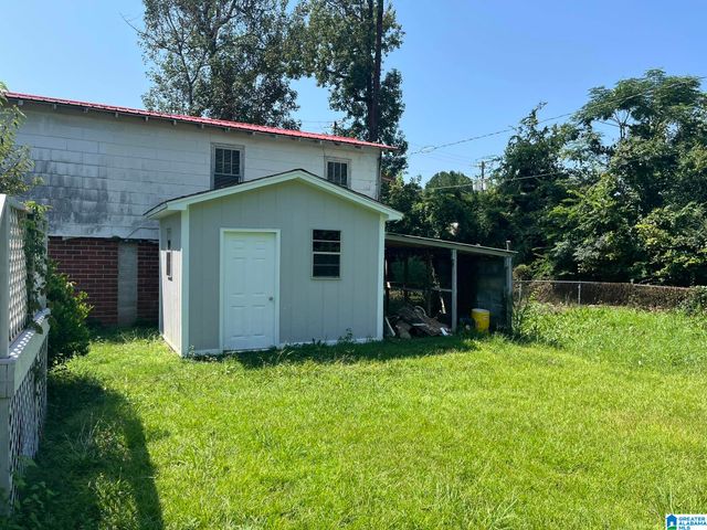 9 N CANNON AVENUE N, Sylacauga, AL 35150