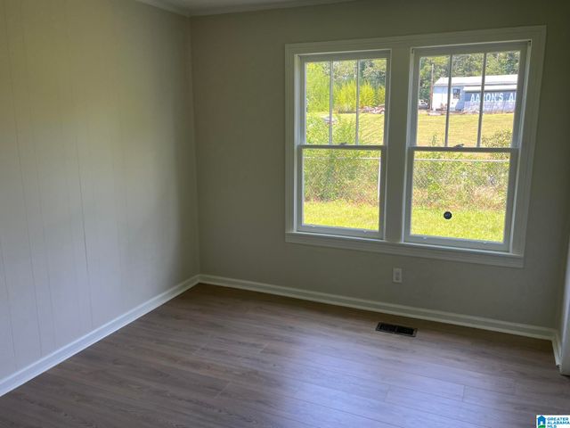 9 N CANNON AVENUE N, Sylacauga, AL 35150