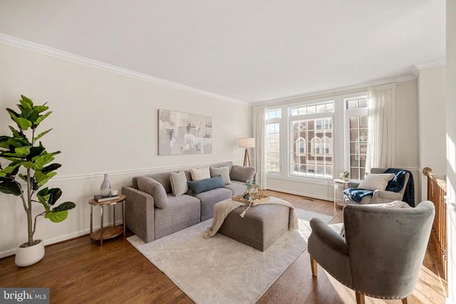 6489 SHARON KAY CT, Alexandria, VA 22310