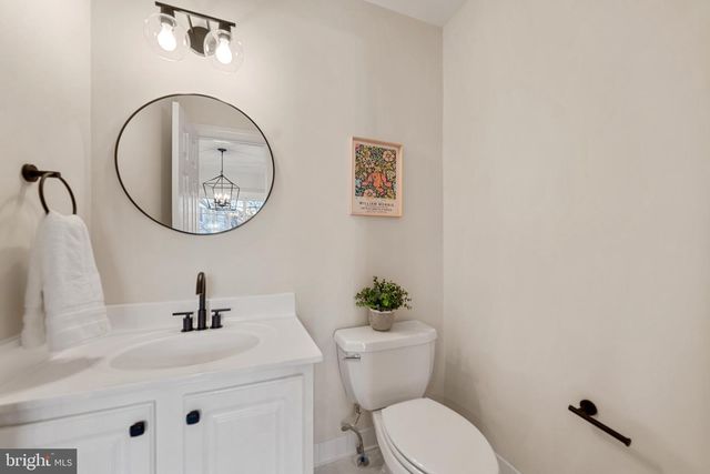 6489 SHARON KAY CT, Alexandria, VA 22310