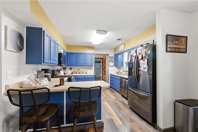 703 NE 102 P Road, Clinton, MO 64735