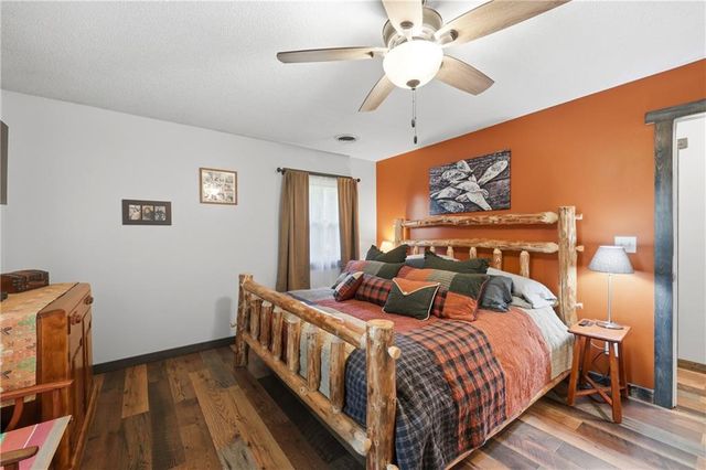 703 NE 102 P Road, Clinton, MO 64735