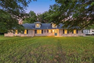 703 NE 102 P Road, Clinton, MO 64735