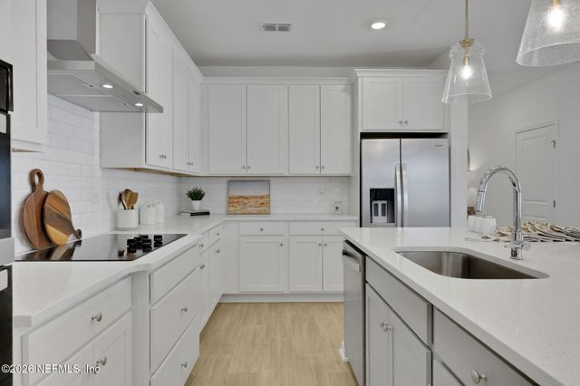 11 BOTTLEBRUSH Lane, Palm Coast, FL 32164