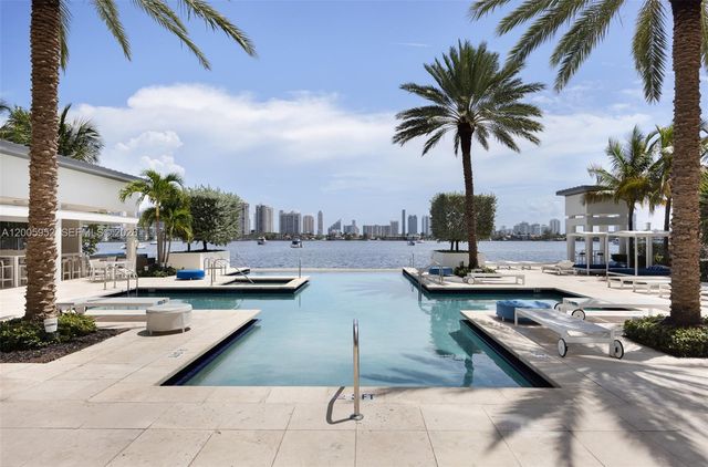 17301 Biscayne Boulevard 1704, North Miami Beach, FL 33160
