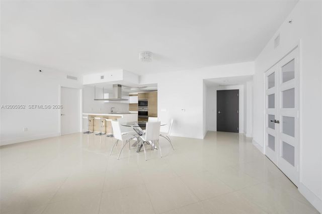 17301 Biscayne Boulevard 1704, North Miami Beach, FL 33160