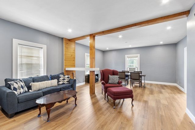 31 Johnson St, Leominster, MA 01453