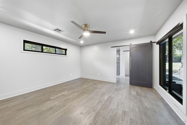4650 S Columbia Place, Tulsa, OK 74105