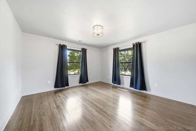 4650 S Columbia Place, Tulsa, OK 74105
