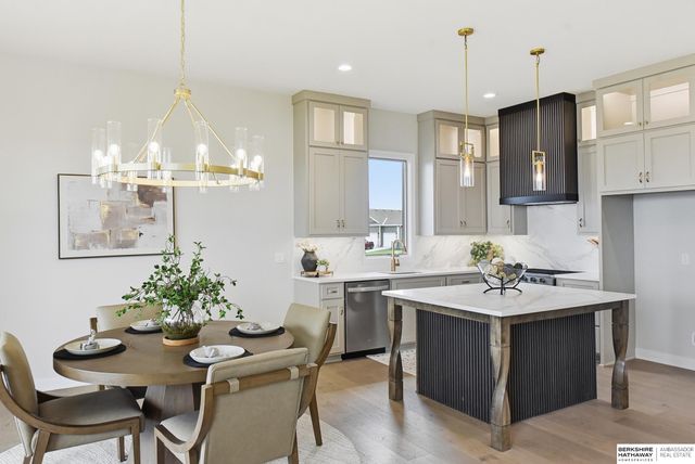 18111 Hazelnut Drive, Gretna, NE 68028