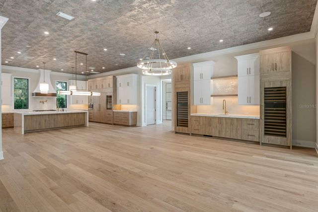 698 N NEW YORK AVENUE, Winter Park, FL 32789