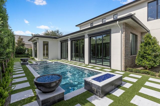 698 N NEW YORK AVENUE, Winter Park, FL 32789