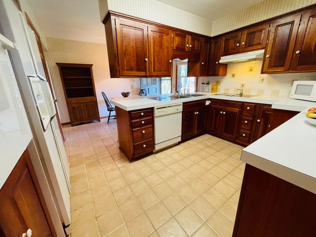 1109 Oak St Extension, Mount Vernon, OH 43050