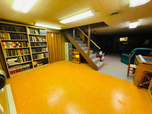 1109 Oak St Extension, Mount Vernon, OH 43050