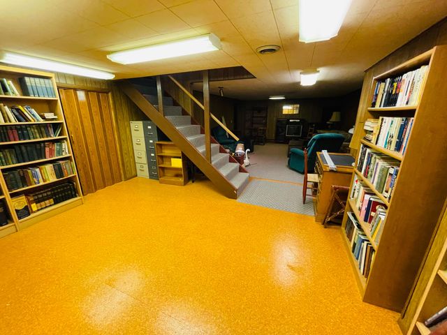 1109 Oak St Extension, Mount Vernon, OH 43050