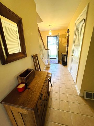 1109 Oak St Extension, Mount Vernon, OH 43050