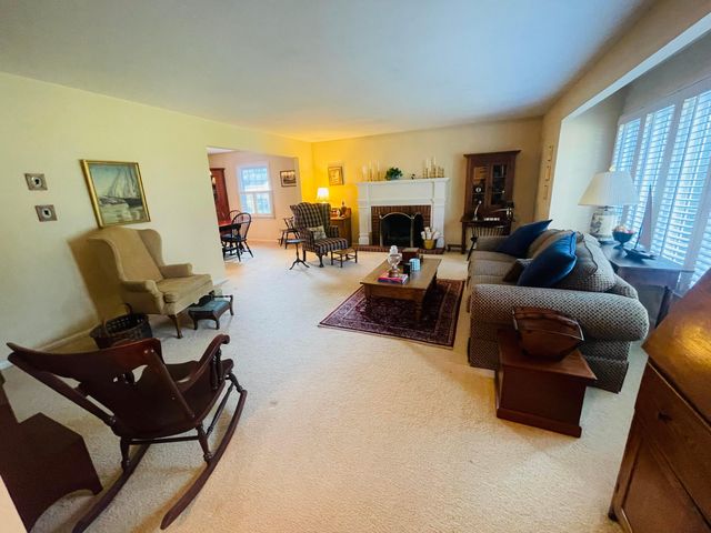 1109 Oak St Extension, Mount Vernon, OH 43050