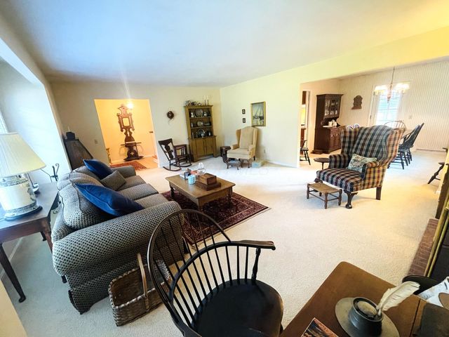 1109 Oak St Extension, Mount Vernon, OH 43050