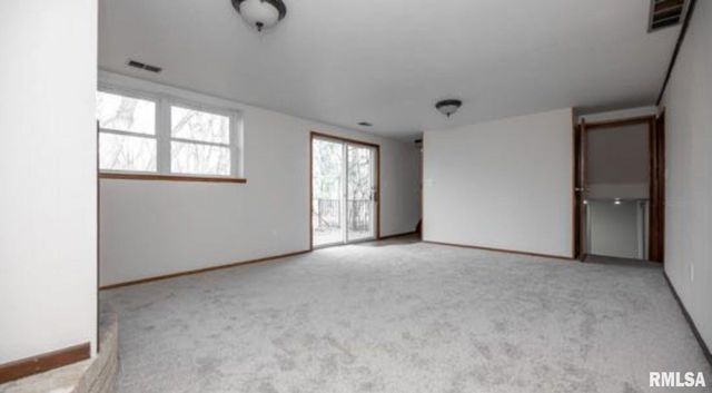 2303 W PINTURA Court, Peoria, IL 61614