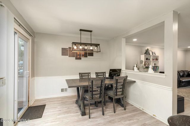 180 Eva Court, Jackson, NJ 08527