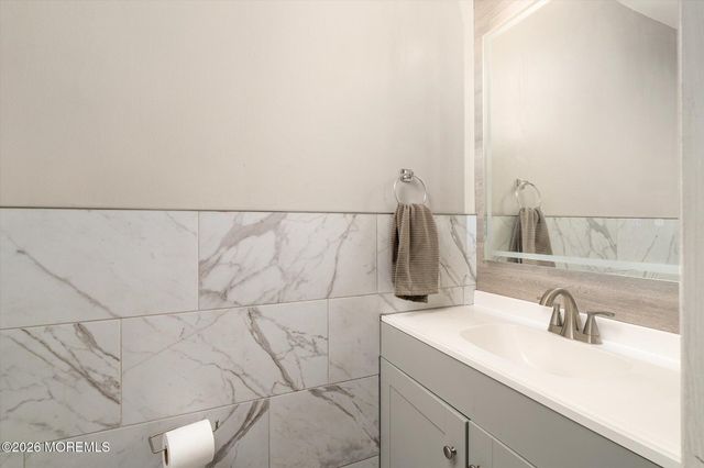 180 Eva Court, Jackson, NJ 08527