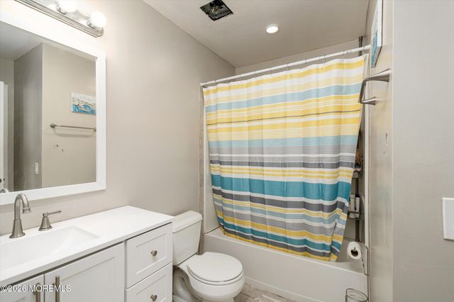 180 Eva Court, Jackson, NJ 08527