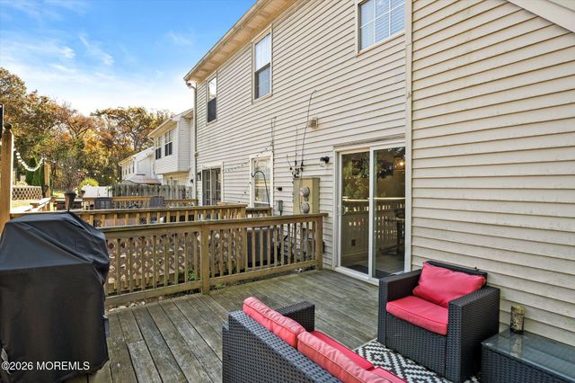 180 Eva Court, Jackson, NJ 08527
