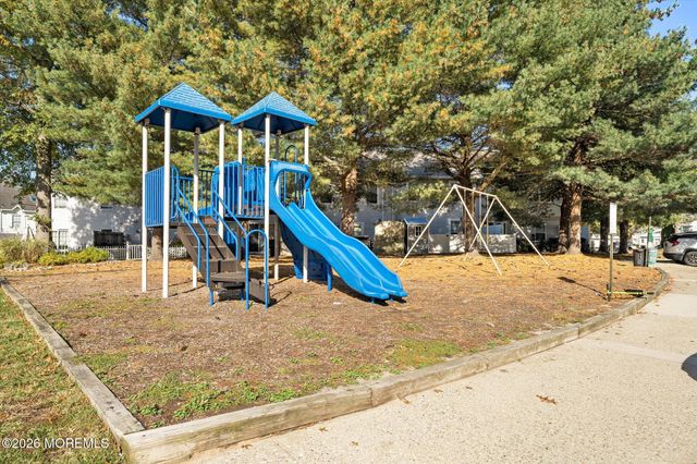 180 Eva Court, Jackson, NJ 08527