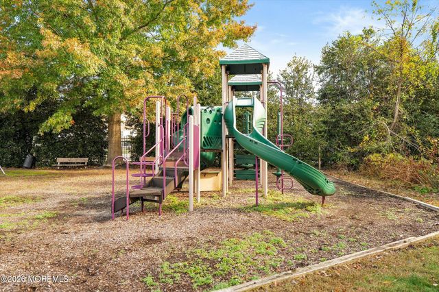 180 Eva Court, Jackson, NJ 08527