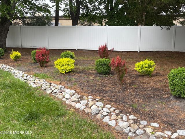 180 Eva Court, Jackson, NJ 08527