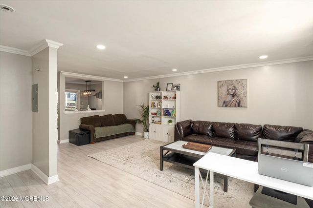180 Eva Court, Jackson, NJ 08527