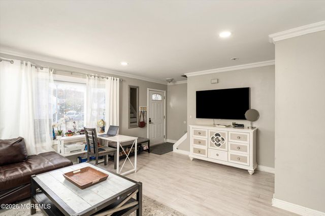 180 Eva Court, Jackson, NJ 08527