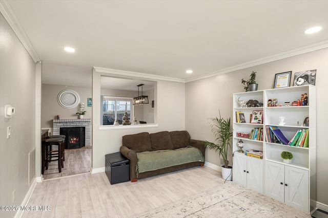 180 Eva Court, Jackson, NJ 08527