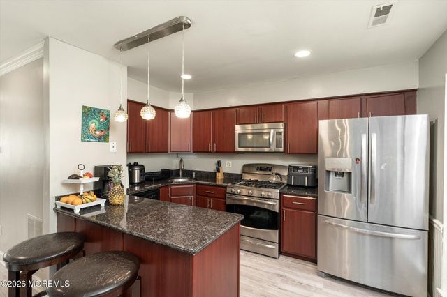 180 Eva Court, Jackson, NJ 08527