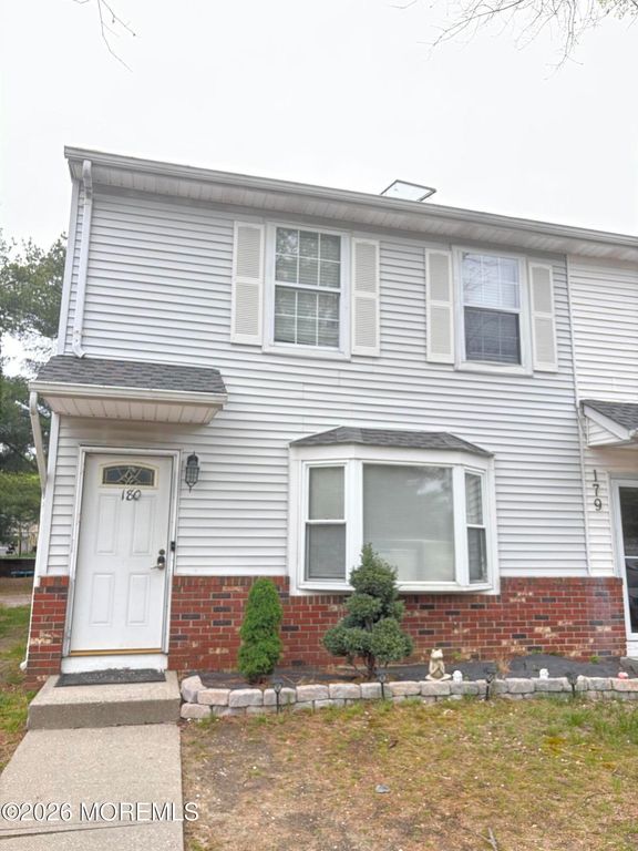 180 Eva Court, Jackson, NJ 08527